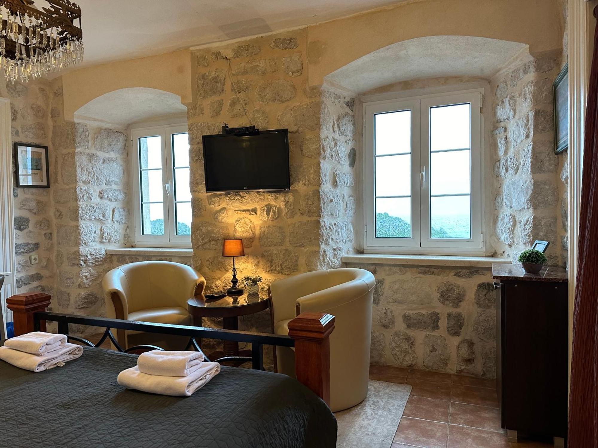 Oldmarinervilla Prčanj المظهر الخارجي الصورة